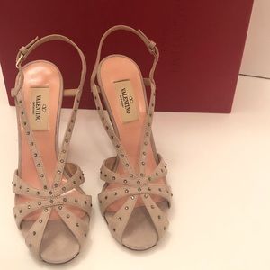 NWOT Valentino Garavani Heels